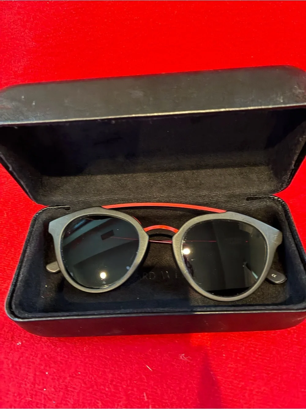 Westward Leaning Double Bridge black and red Sunglasses